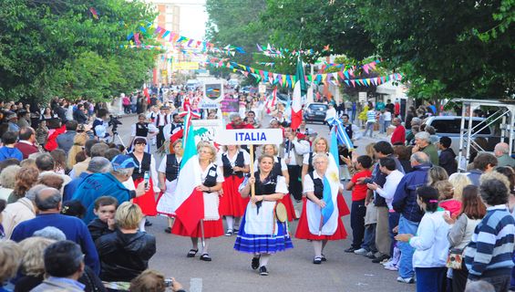 Cronograma de la Fiesta de las Colectividades 2022